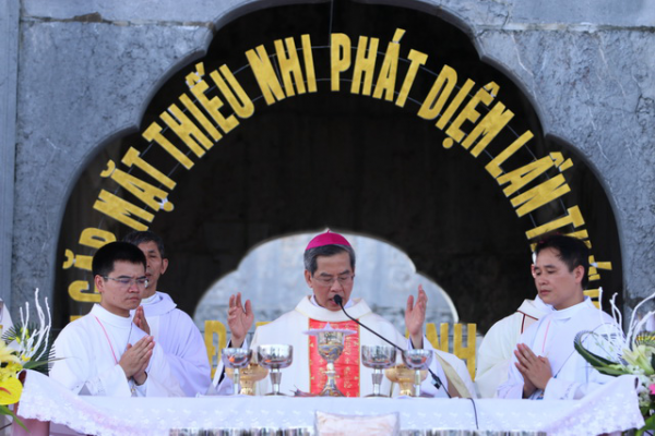 Những sự kiện nổi bật trong ngày gặp mặt thiếu nhi Giáo phận Phát Diệm lần thứ V