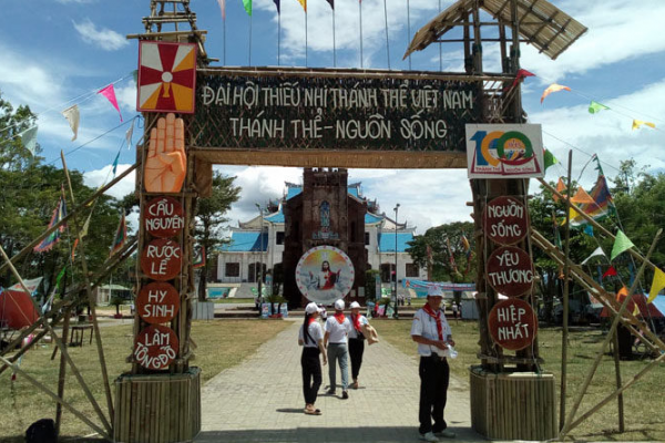 Đại Hội Thiếu Nhi Thánh Thể Toàn Quốc Tại Trung Tâm Hành Hương Đức Mẹ La Vang Quảng Trị