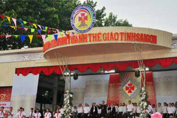 Đại Hội Thiếu Nhi Toàn Thể Giáo Tỉnh Sài Gòn ngày Thứ Nhất
